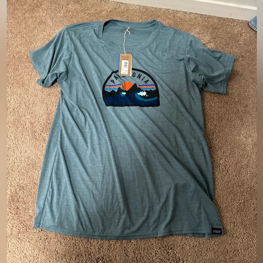 Patagonia top